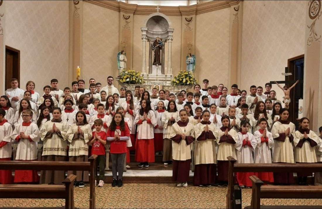 Foto notícia Peregrinação Jubilar reúne mais de 100 coroinhas e acólitos da Região Pastoral de Bento no Santuário Santo Antônio