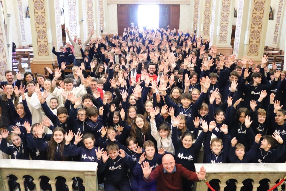 Peregrinação Jubilar do Mundo Educativo reúne 250 pessoas no Santuário Santo Antônio em Bento Gonçalves