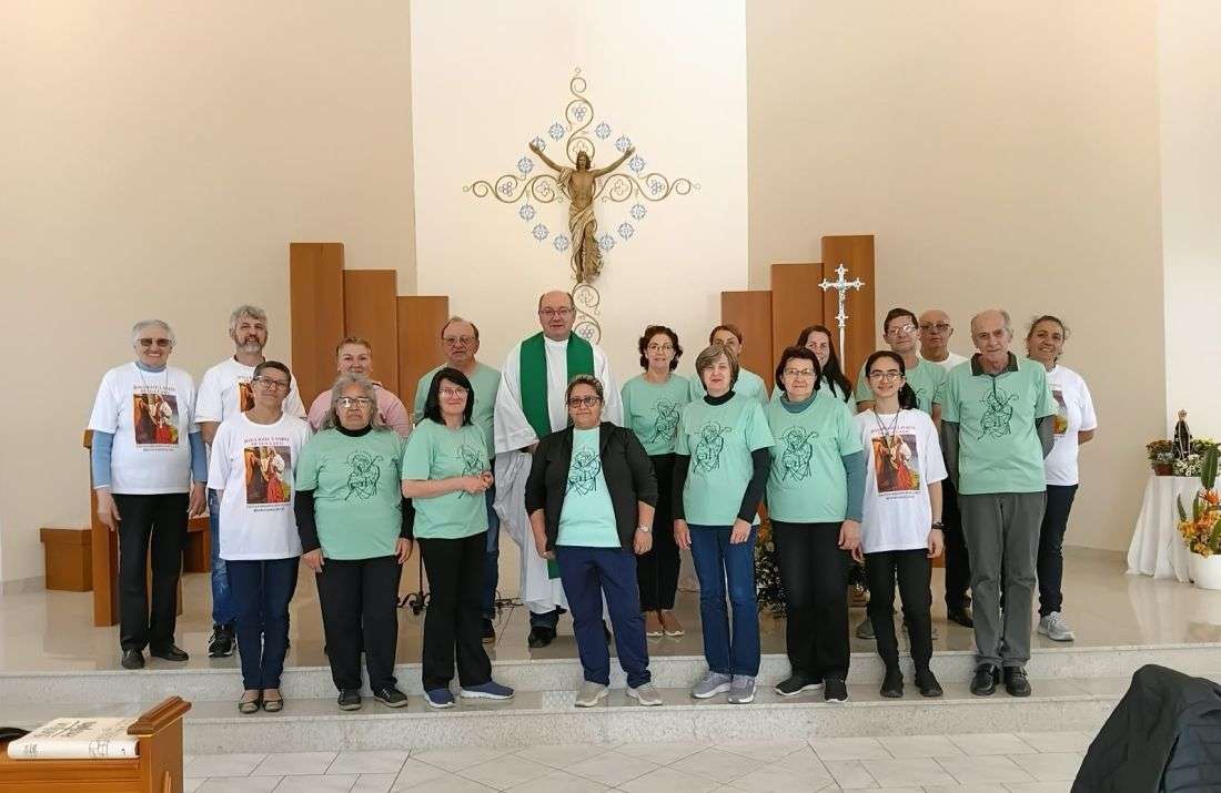 Foto notícia Santas Missões Populares: missionários visitam 300 famílias na comunidade São Cristóvão | Vila Nova I, em Bento Gonçalves
